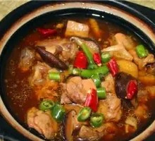 Stewed Chicken with Brown Sauce