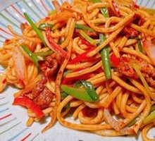 Dry-fried Beef Noodles