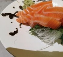 Salmon Sushi