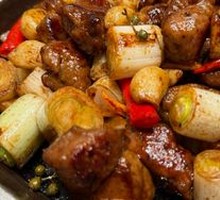 Sichuan Pepper Pan-Fried Snowflake Beef Cubes