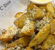 Garlic Butter Potato Wedges