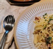 Creamy Bacon Mushroom Egg Yolk Pasta