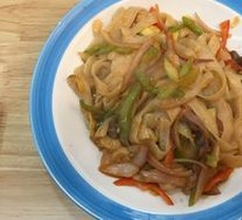 Beef Stir-Fried Knife-Cut Noodles