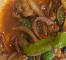 Onion Stir-Fried with Beef