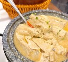 Braised Tofu in Spiced Sauce