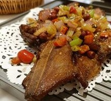 Hand-grabbed Pork Ribs