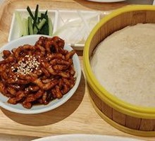 Beijing-style Shredded Pork in Soy Sauce