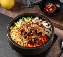 Black Pepper Chicken Rice Bowl