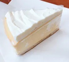 New York-Style Rich Cheesecake