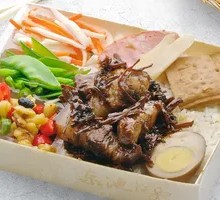 Preserved Vegetable Braised Pork Rice