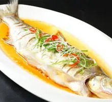 Chicken Broth Ginger-Flavored White Fish