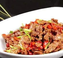 Stir-Fried Beef with Yellow Onion