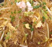 XO Sauce Dry Tossed Rice Noodles