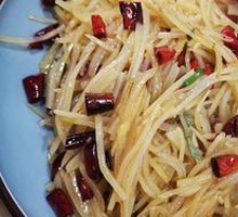 Sour Cabbage and Potato Strips