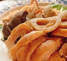 Steamed Pork Intestines and Stomach