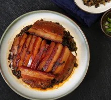 Preserved Vegetable Braised Pork