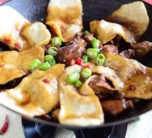 Famous Fuyang Earth Pot Chicken