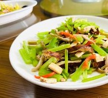 Celery and Tofu Skin Stir-Fry