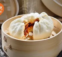 Honey Glazed Char Siu Bao