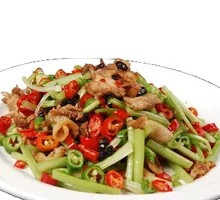 Celery and Black Mushroom Shredded Pork