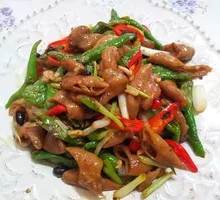 Green Pepper Intestine Rice Bowl