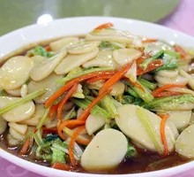 Shredded Pork and Egg Fried Rice Noodles