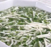 Coriander Pork and Tofu Soup