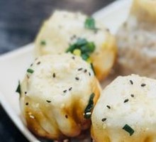 Classic Tribute Pan-Fried Dumplings