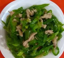 Green Pepper Shredded Pork Noodles