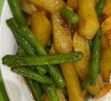 Stir-Fried Potato and Green Beans
