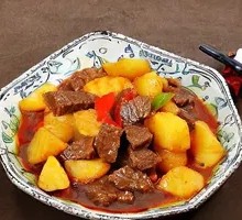 Braised Beef Brisket with Potatoes