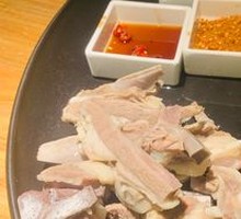 Nomad's Hand-Ripped Meat