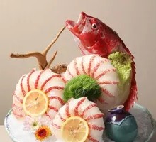 Fresh Broth Steamed East Star Bream in Hot Pot