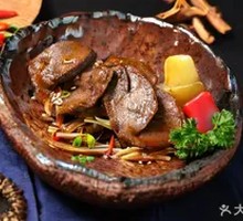 Sauce-Braised Beef Tongue