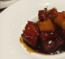 Golden Osmanthus Braised Pork with Rice Cake