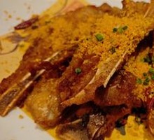 Garlic Hand-Ripped Pork Ribs