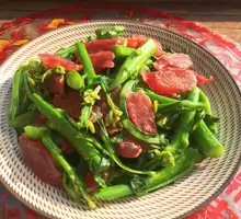 Preserved Meat with Mustard Greens