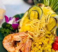 Signature Seafood Pineapple Fried Rice