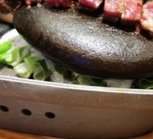 Crystal Stone Plate Wagyu Beef