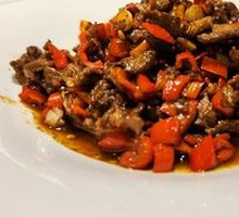 Stir-Fried Snowflake Beef