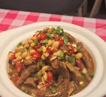 Braised Chicken Feet with Soybeans