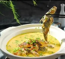 Stewed Wuchang Fish in Hanging Pot