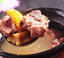 Corn and Spare Rib Soup in Clay Pot