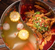 Fenshanguan Signature Double-Boiled Hot Pot