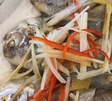 Steamed Small Spanish Mackerel