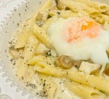 Black Truffle Mushroom Hot Pot Egg Penne Pasta