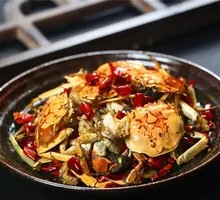 Spicy Steamed Crab with Secret Sauce