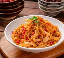 Sour Radish Stir-Fried Beef Tripe