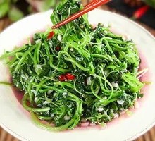 Garlic Braised Water Spinach