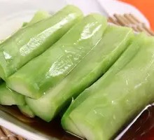 Steamed Bok Choy in White Sauce